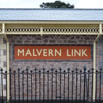 malvern-link-train-station-sign_12662139625_o.jpg